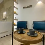 Le Loft - Bain Jacuzzi Et Sauna 尼姆