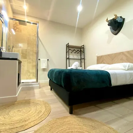 Le Loft - Bain Jacuzzi Et Sauna נים