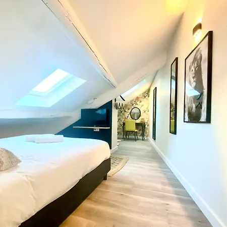 Le Loft - Bain Jacuzzi Et Sauna דירה נים
