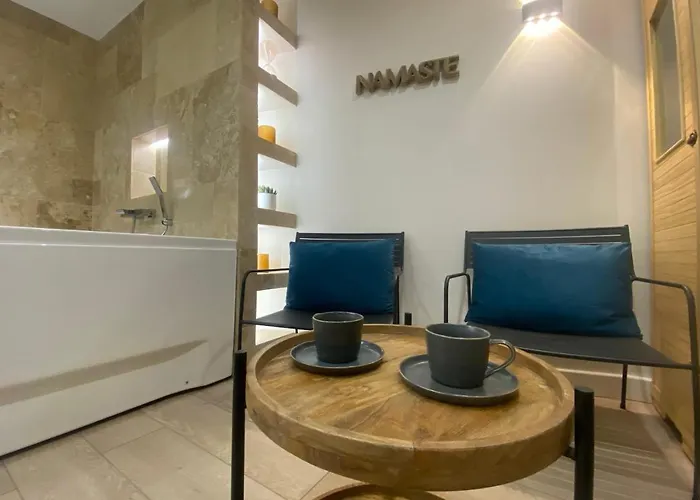 Le Loft - Bain Jacuzzi Et Sauna Nîmes