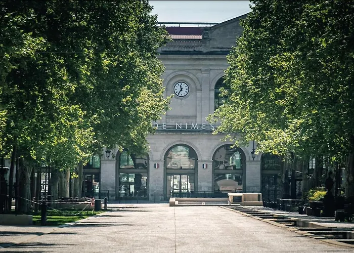 Le Loft - Bain Jacuzzi Et Sauna * Nîmes